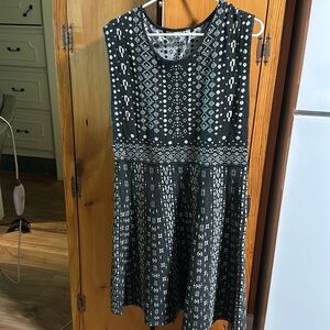 Sleeveless grey dress never worn
